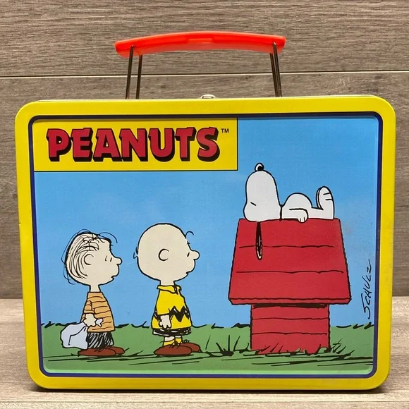Peanuts LunchBox - Picture 2 of 7